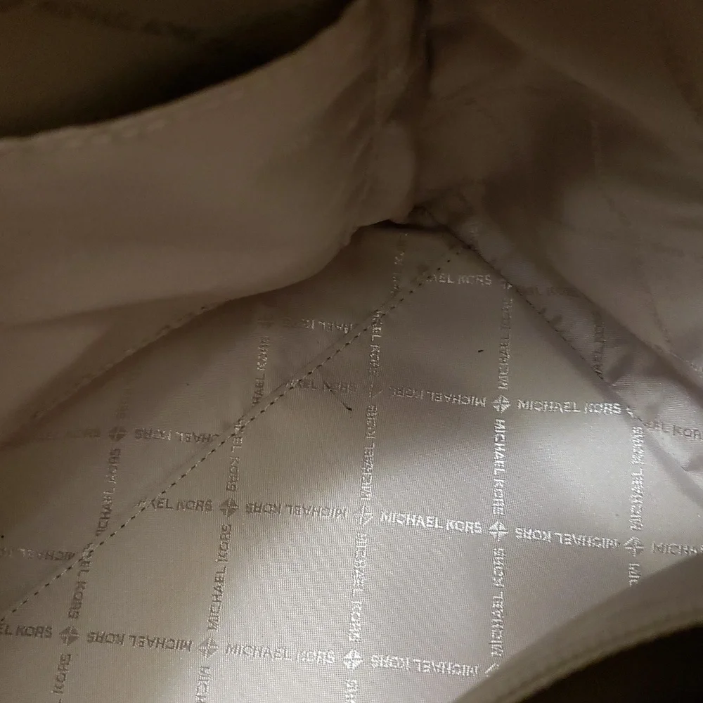 Michael Kors Fuchsia and Beige Satchel - Picture 13 of 14